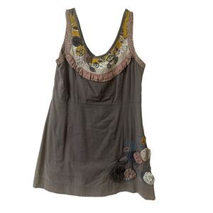 Lulumari tunic top gray with embellishments sz Large